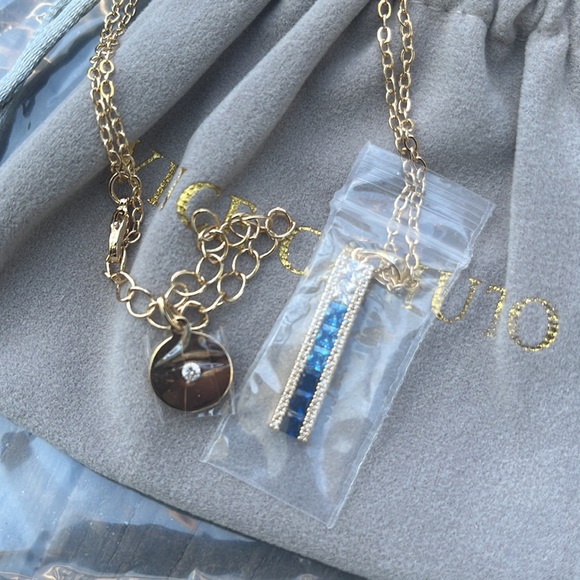 NWT VINCE CAMUTO BLUE OMBRÉ CZ NECKLACE - Picture 7 of 9